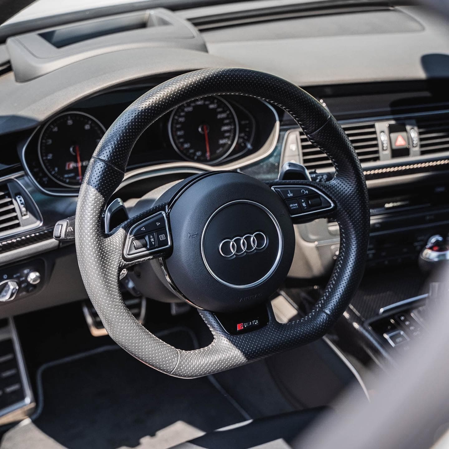 Audi RS 6 Avant, Heck schräg von rechts