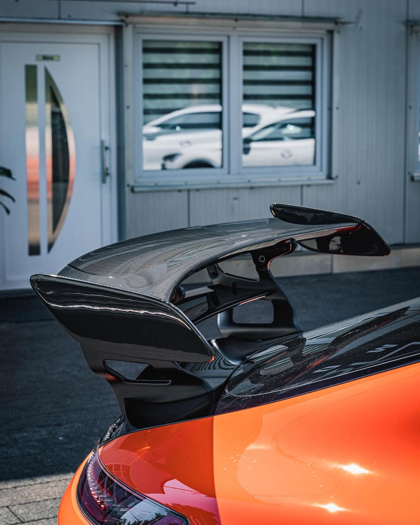Mercedes-AMG GT, Blick über die Motorhaube